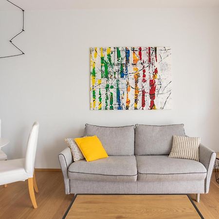 Suite 51 Appartamento Con Terrazzo A 50 Mt Dal Lago - Private Parking (Adults Only) Arona Kültér fotó